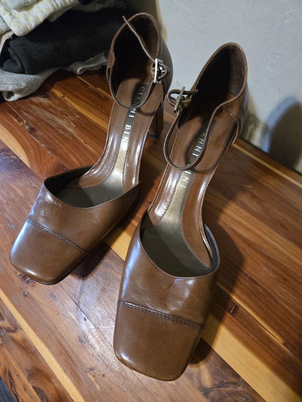 Vaneli Bini Brown Leather Ankle-Strap Heels - Picture 2 of 9